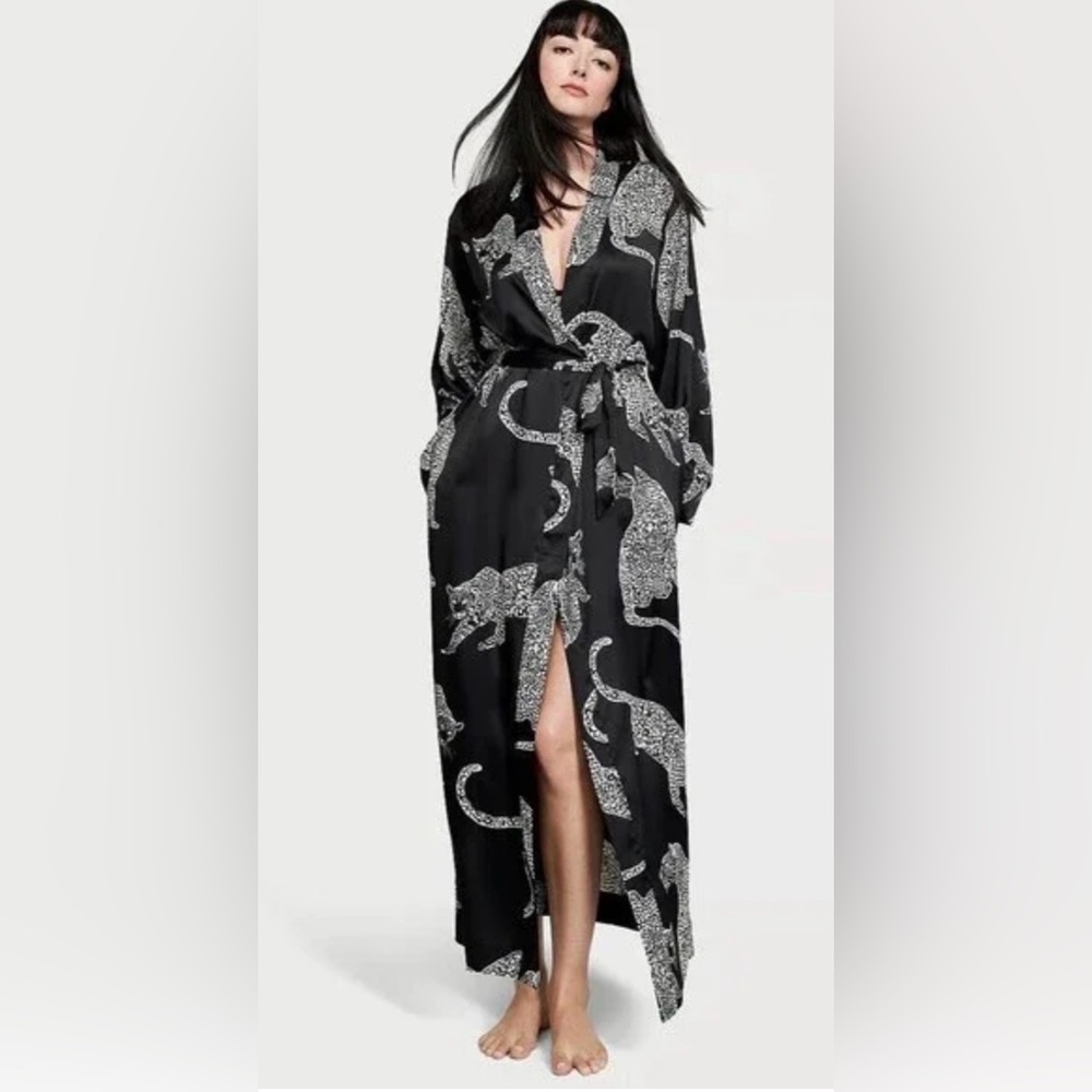 VS black leopard satin robe